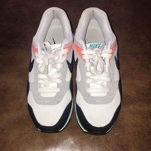 Nike Air Max correlate